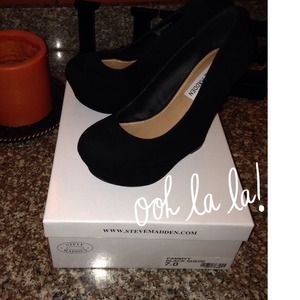 Steve Madden wedges