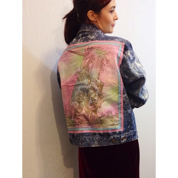 Hand bleached jean jacket with pastel back patch - Picture 4 of 4