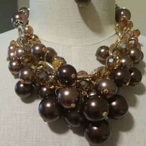 Boutique necklace set