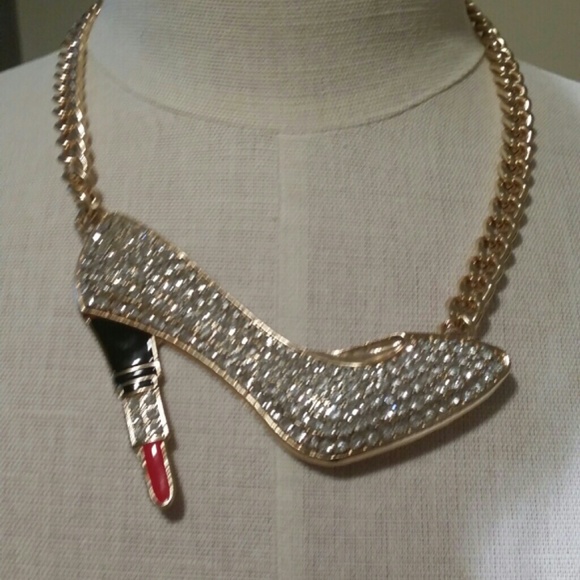 Boutique necklace