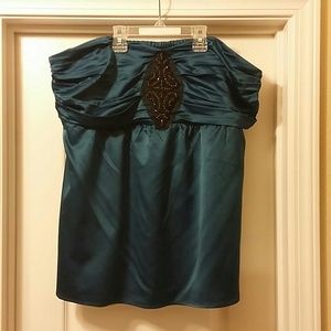 NWT Plus Size Torrid strapless satiny shirt