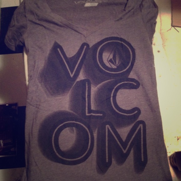 Volcom shirt size x-small