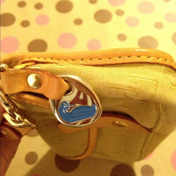 Dooney & Bourke NWOT Wrislet - Picture 3 of 4