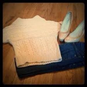 Express Light Grey Short Sleeve Sweater 🎀