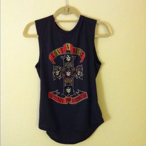 ON HOLD Guns N Roses muscle tee