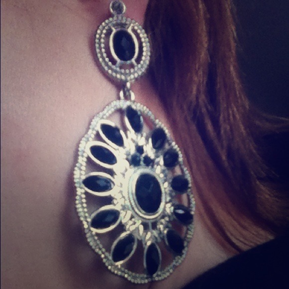 Gorgeous black and silver earrings