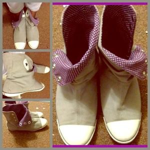 Size 10 high-top Converse