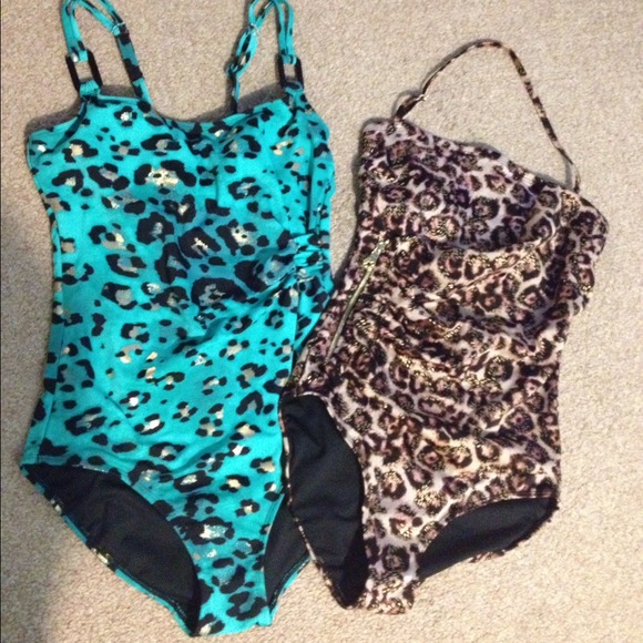 TWO CHEETAH ONE PIECE SWIMSUITS
