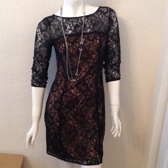 🎉🌺A/X Gorgeous lace dress🎉