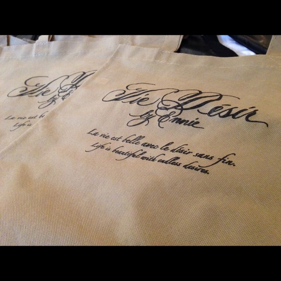 Cream Romantic Ruffle Dress - Picture 3 of 3