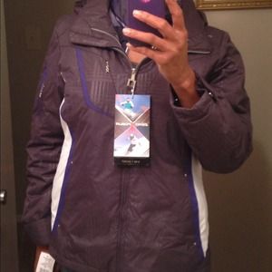 💥All Bundles 10% off!💥 ZeroXposure 4 N 1 jacket!