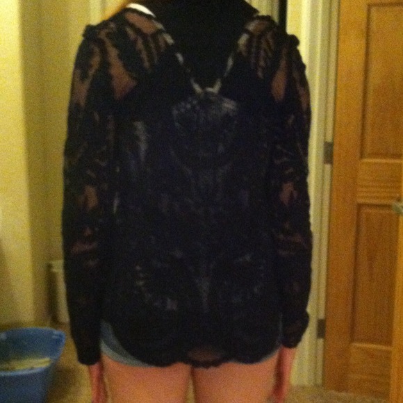 Black Crochet Top NWOT - Picture 2 of 2