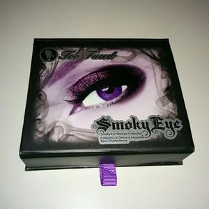 Too Faced Smoky Eye palette