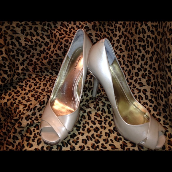 Neutral Peeptoe - Picture 2 of 2