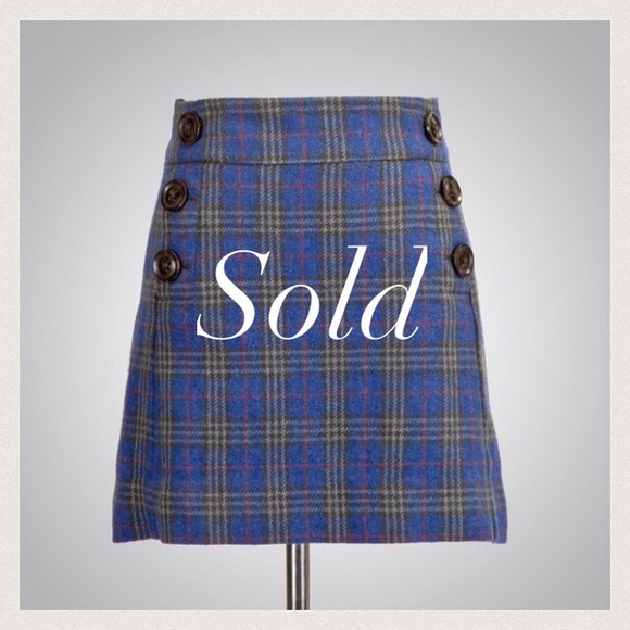 🚫Sold🚫GAP blue plaid wool skirt size 4