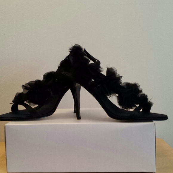 NEVER WORN Nine West Black Sexy Sandals