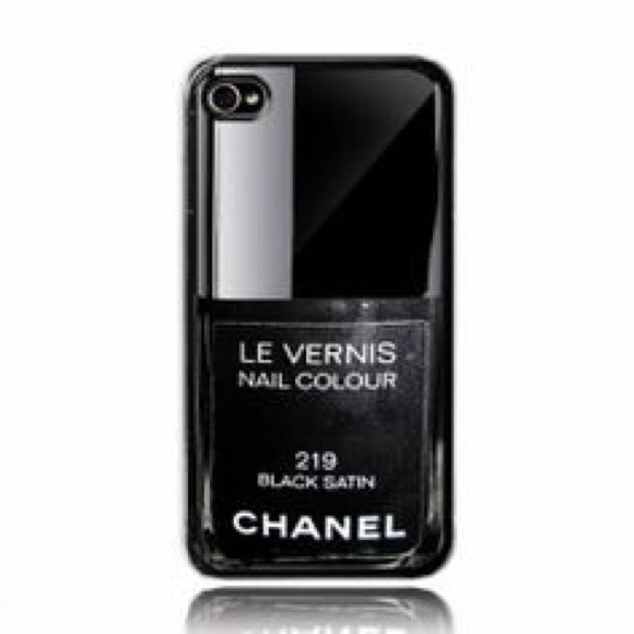 iPhone 5/5s Chanel Nail Polish Phone Case