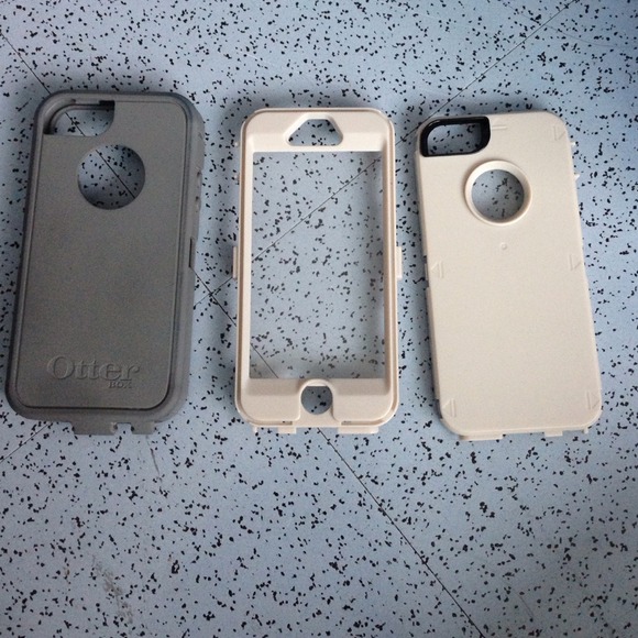 grey otterbox 🚫🚫RESERVED