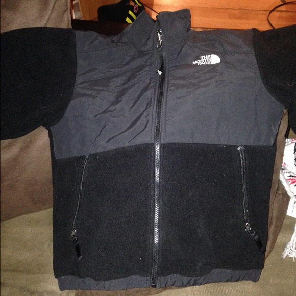 😲sold😲boys north face