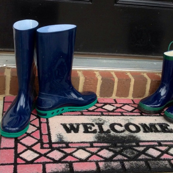 KEEPING- Mommy's rain boots. "Sarraizienne" - Picture 2 of 4