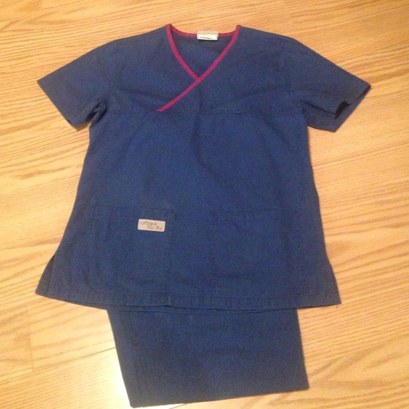Royal/mag. scrubs & ceil blue bundle. RESERVED.