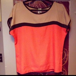 Color blocked top