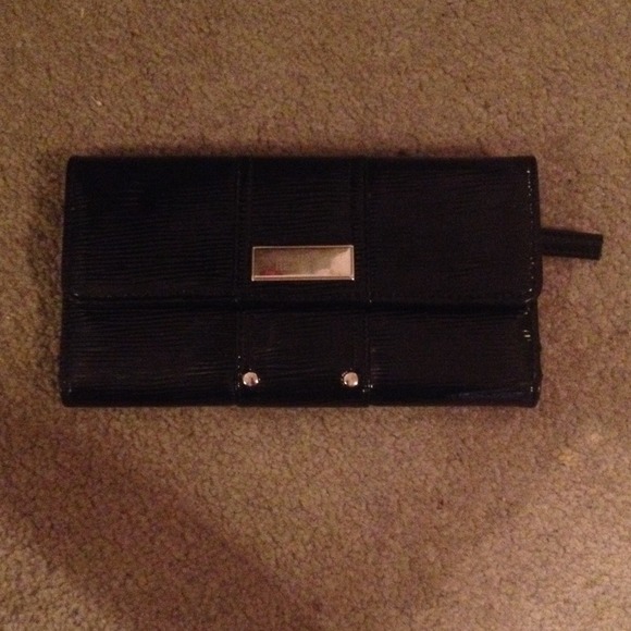 Kenneth Cole wallet - Picture 2 of 4