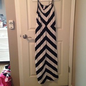 Black and white chevron maxi