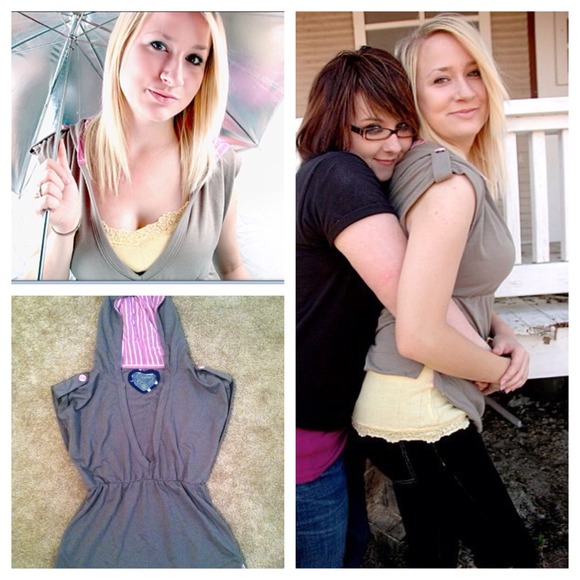 Scrapbook Sleeveless Hoodie