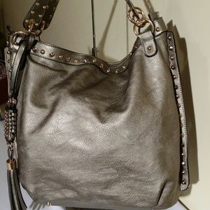 Boutique handbag