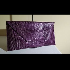 Boutique clutch