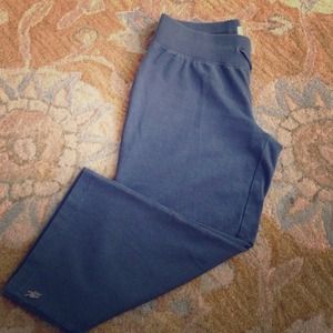 Banana Republic relaxed Capri pants