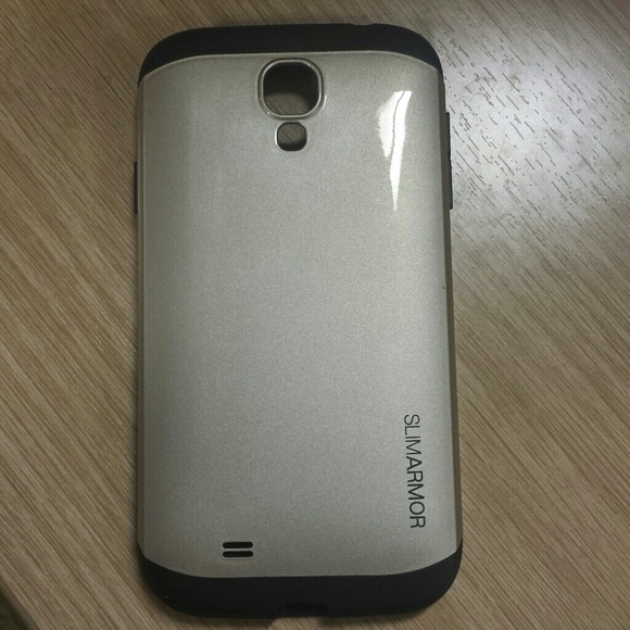Spigen slim armor case - Galaxy S4