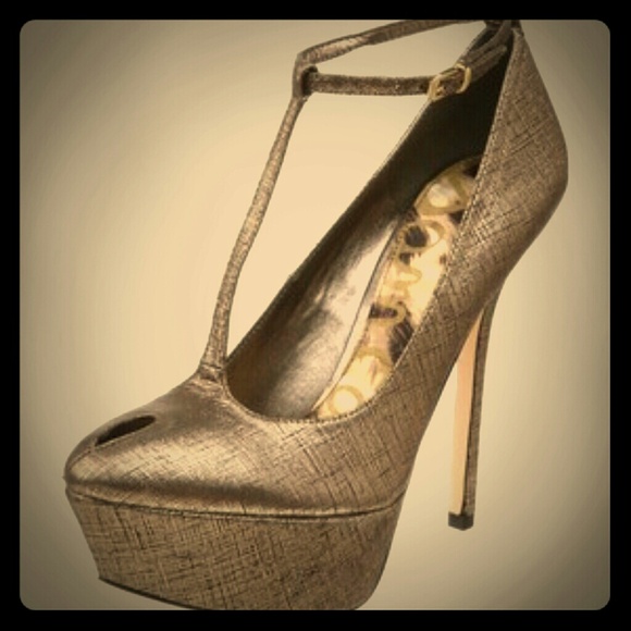 Sam Edelman Nivan antique gold pump