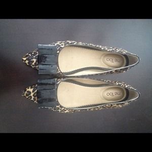 Me too leopard flats