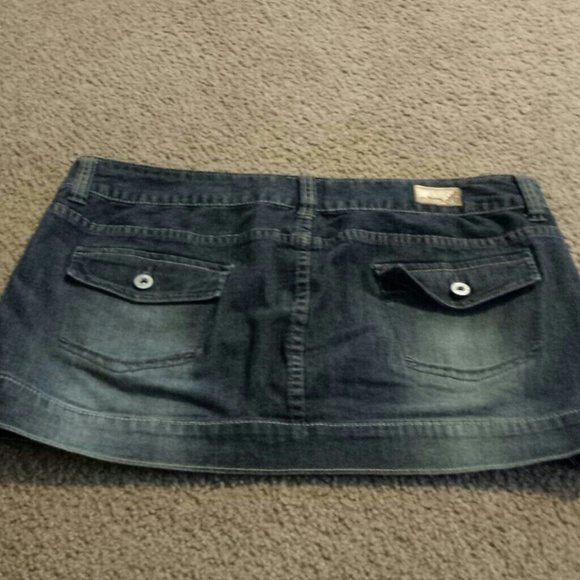 Charlotte Russell skirt - Picture 3 of 3