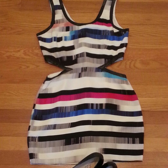 Parker size small silk dress - Picture 3 of 4