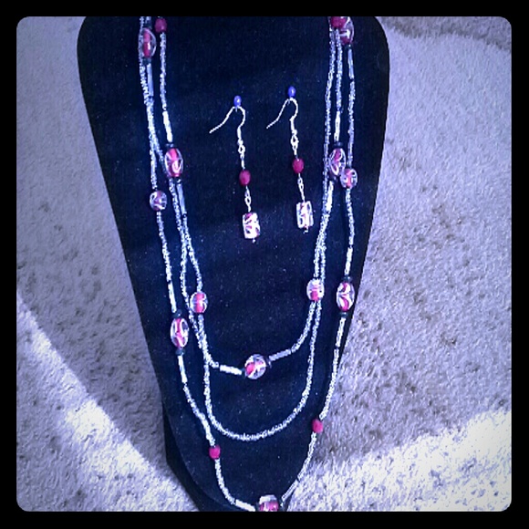 Necklace & earrings