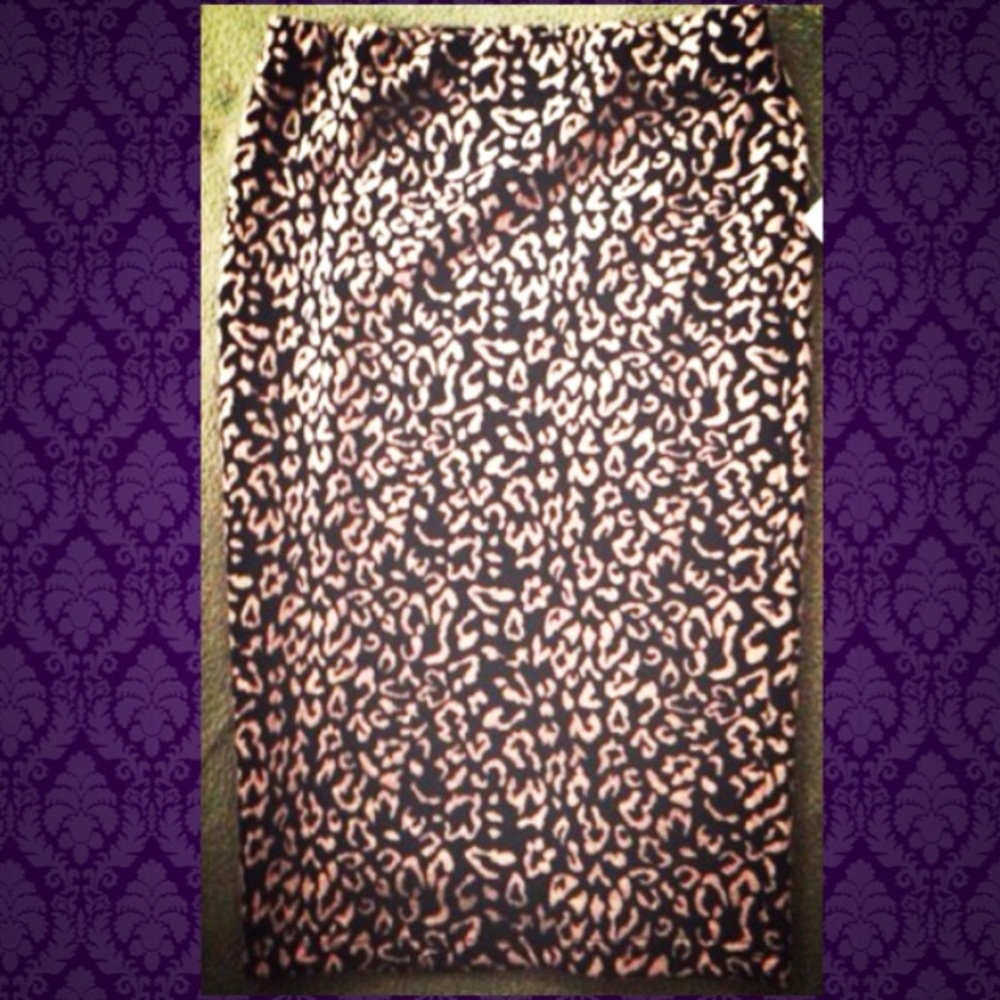 💋✏️Forever 21 Pencil skirt