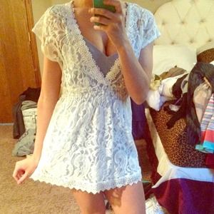 ❌Sold❌ white lace babydoll dress