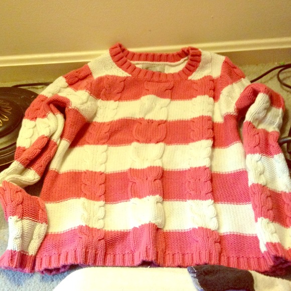Pink and white stripped sweater!