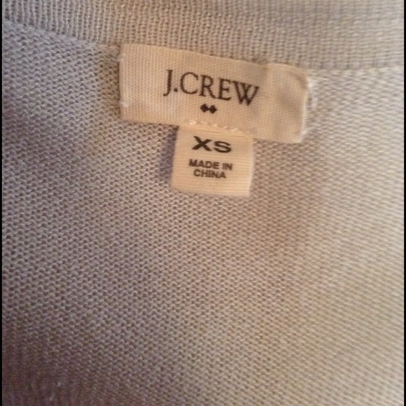 ✂️💸J. Crew light grey pleated button top cardigan - Picture 8 of 8