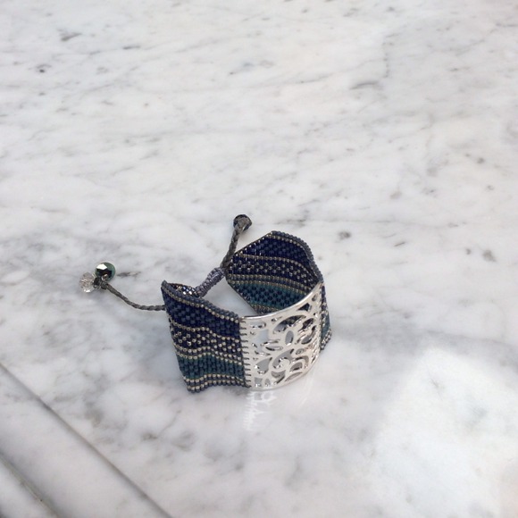 Bracelet - Picture 1 of 1