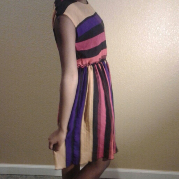 Colorful dress - Picture 2 of 3