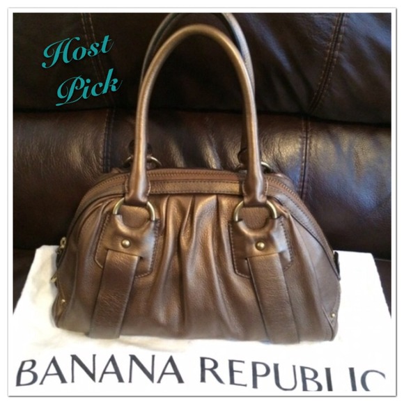 Banana Republic Handbags - Banana Republic Leather Satchel