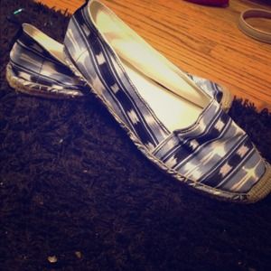 American Eagle slipper shoes NWOT