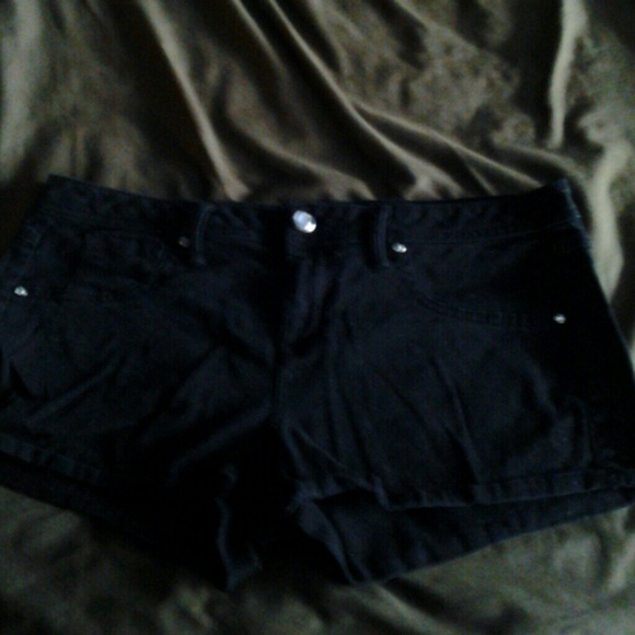 ( Bundle for isitfree) Little Black Shorts