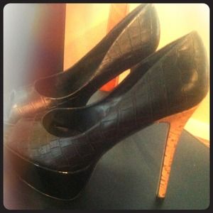 ShoeDazzle Black Croc Shoe