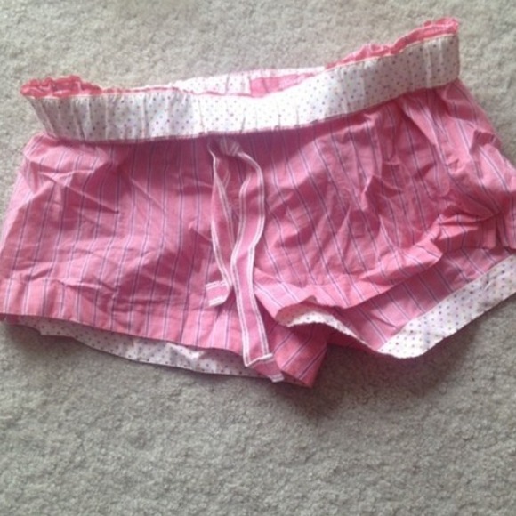 Pink and white sleep shorts S