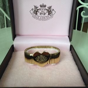Juicy Couture gold heart stretch bracelet!